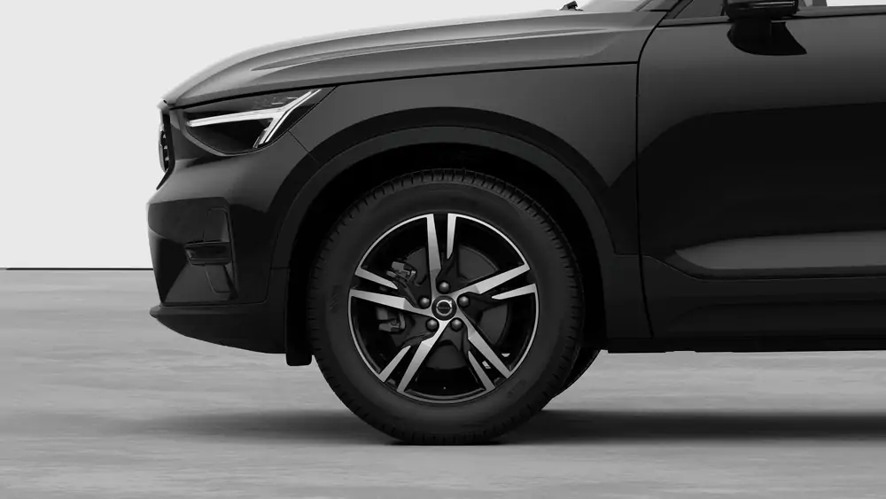 Nouveau Volvo XC40 SUV Plus Lounge Edition Micro-hybride 2 roues motrices (Traction) Onyx Black 3