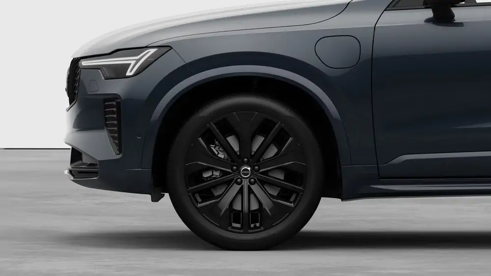Nouveau Volvo XC90 SUV Ultimate Hybride rechargeable 4 roues motrices Denim Blue 3