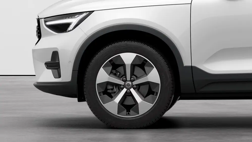 Nouveau Volvo XC40 SUV Ultimate B3 Micro-hybride 2 roues motrices (Traction) Crystal White Pearl 3