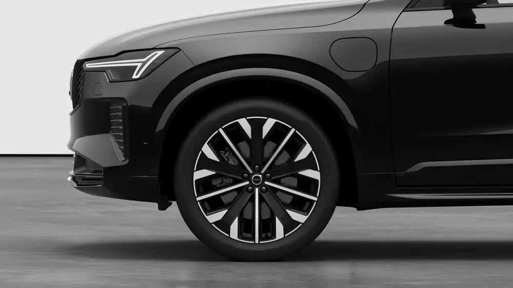 Nouveau Volvo XC90 SUV Ultimate Hybride rechargeable 4 roues motrices Onyx Black 3