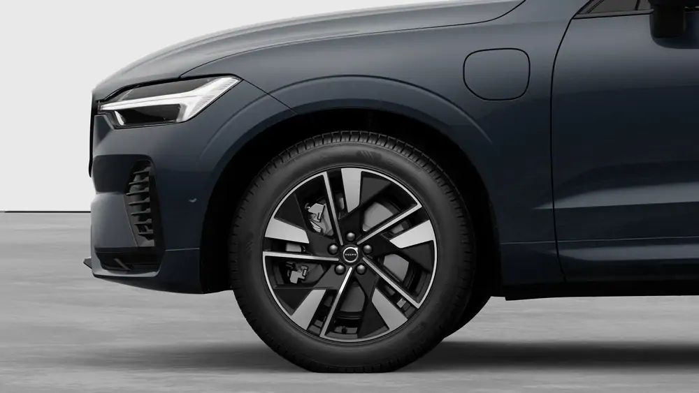 Nouveau Volvo XC60 SUV Plus Hybride rechargeable 4 roues motrices Denim Blue 3