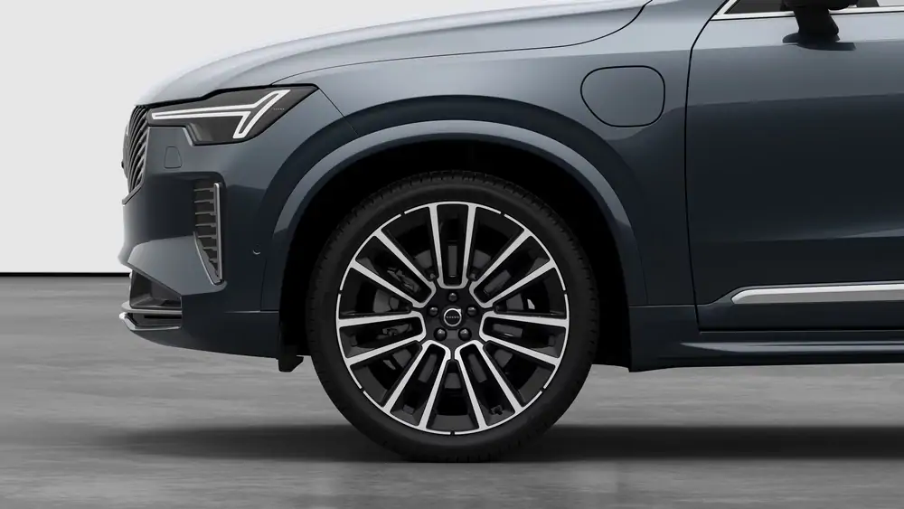 Nouveau Volvo XC90 SUV Ultimate Hybride rechargeable 4 roues motrices Denim Blue 3