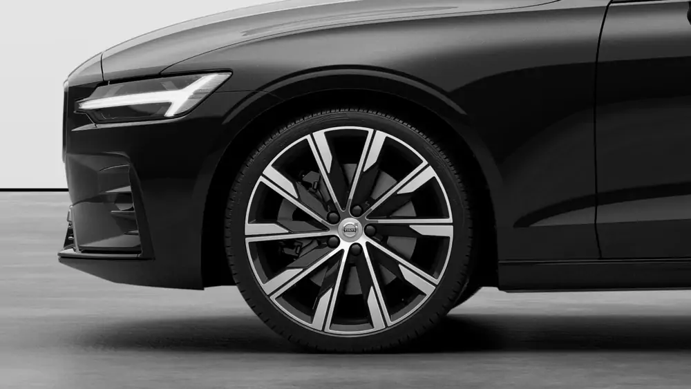 Nouveau Volvo V60 Break Ultimate Micro-hybride 2 roues motrices (Traction) Onyx Black 3