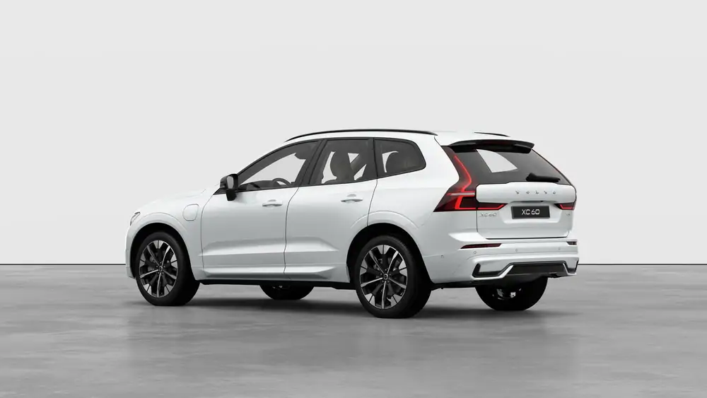 Nouveau Volvo XC60 SUV Ultimate Hybride rechargeable 4 roues motrices Crystal White Pearl 2