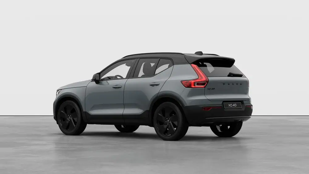 Nouveau Volvo XC40 SUV Plus Micro-hybride 2 roues motrices (Traction) Vapour Grey 2