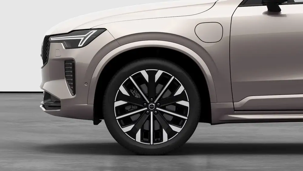 Nouveau Volvo XC90 SUV Ultimate Hybride rechargeable 4 roues motrices Bright Dusk 3