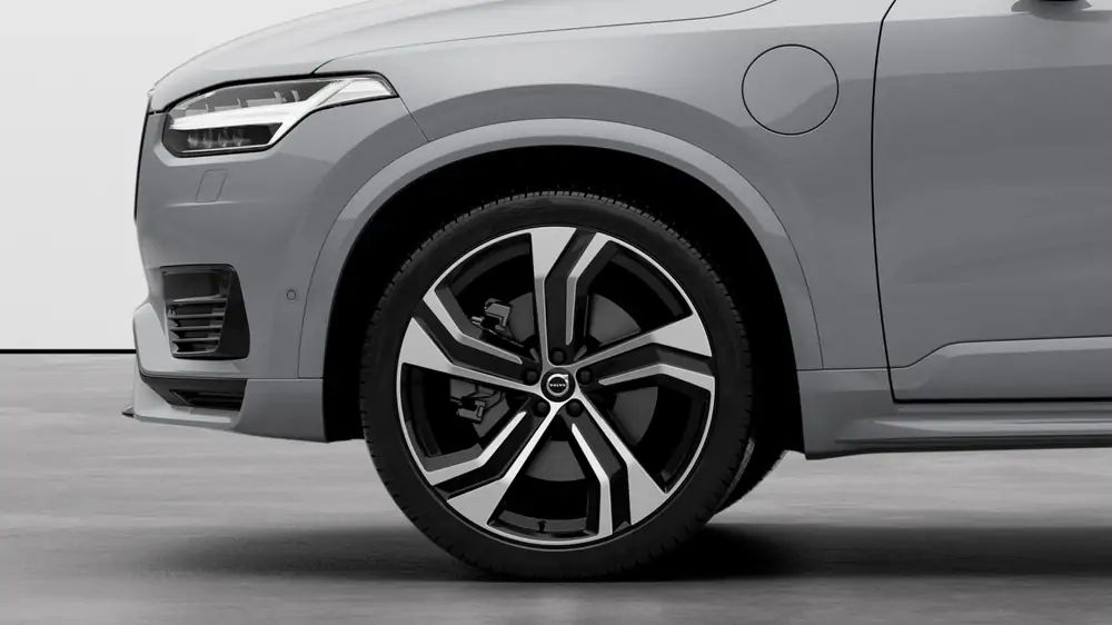 Nouveau Volvo XC90 SUV Ultimate Hybride rechargeable 4 roues motrices Vapour Grey 3