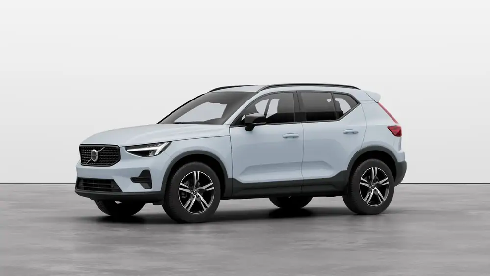 Nouveau Volvo XC40 SUV Plus B3 Micro-hybride 2 roues motrices (Traction) Cloud Blue 1