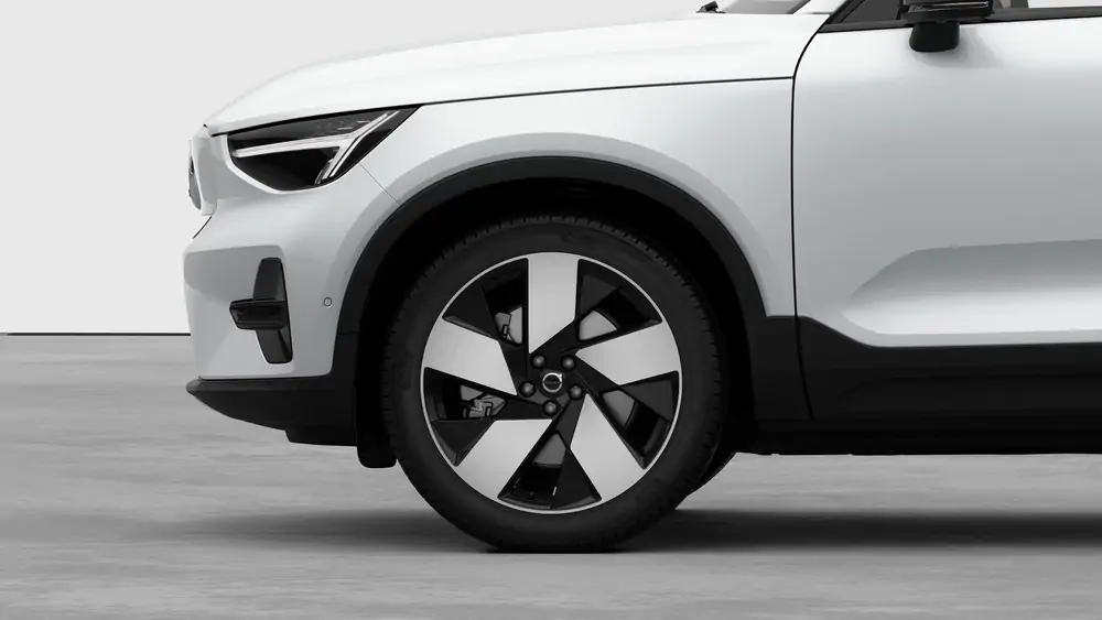 Nouveau Volvo EC40 Crossover (SUV Coupé) Plus Électrique 2 roues motrices (Propulsion) Crystal White Pearl 3