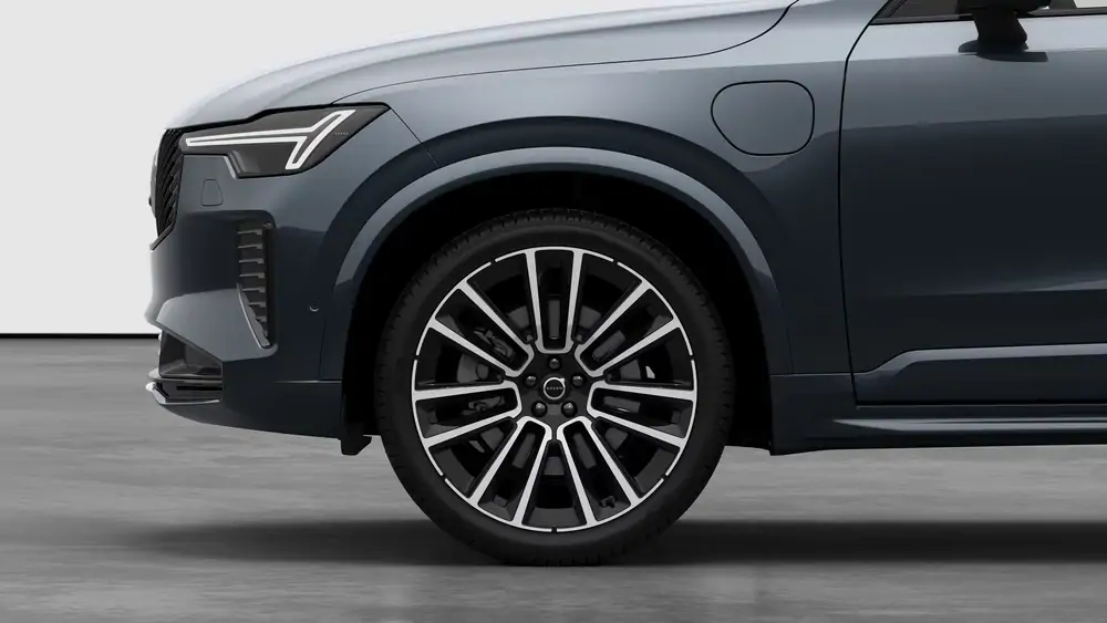 Nouveau Volvo XC90 SUV Ultimate Hybride rechargeable 4 roues motrices Denim Blue 3