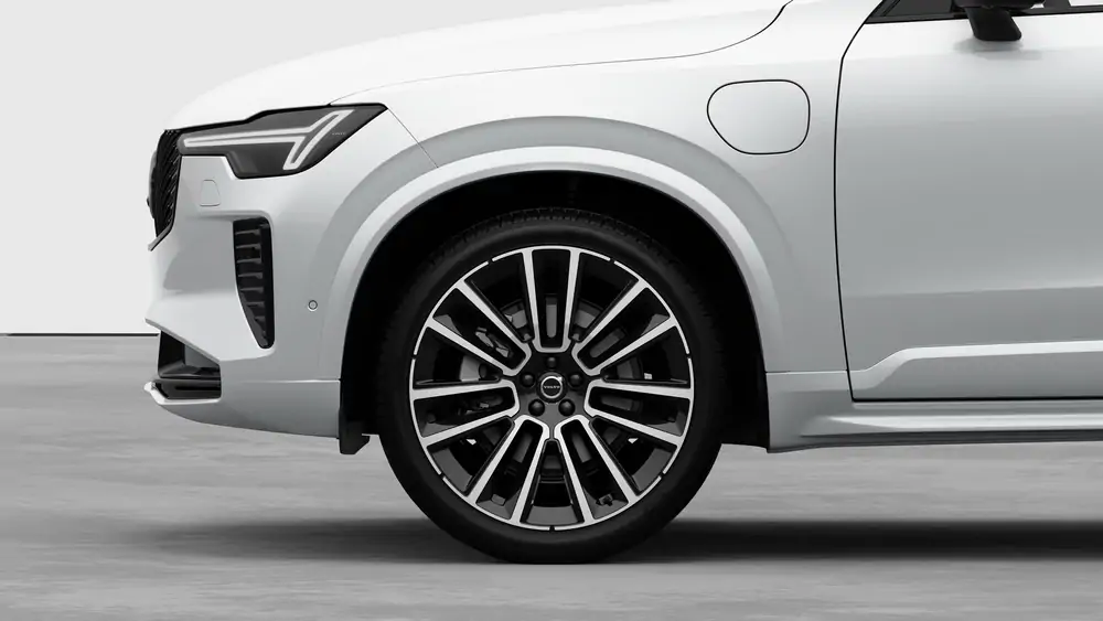 Nouveau Volvo XC90 SUV Ultimate Hybride rechargeable 4 roues motrices Crystal White Pearl 3