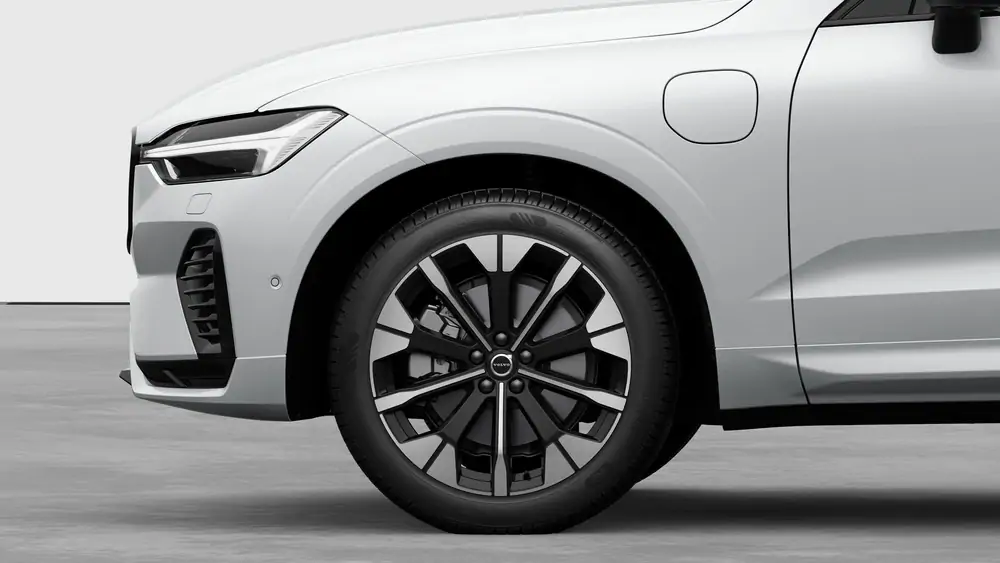 Nouveau volvo XC60 SUV Ultra Hybride rechargeable 4 roues motrices Crystal White Pearl 3