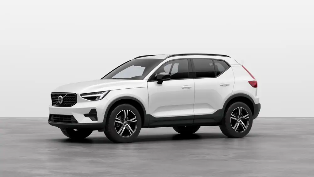 Nouveau Volvo XC40 SUV Plus B3 Micro-hybride 2 roues motrices (Traction) Crystal White Pearl 1