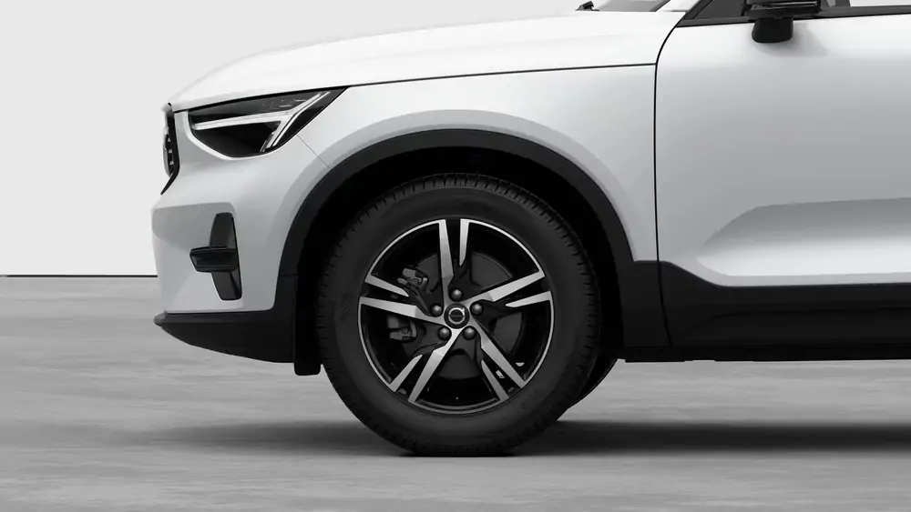 Nouveau Volvo XC40 SUV Plus Micro-hybride 2 roues motrices (Traction) Crystal White Pearl 3