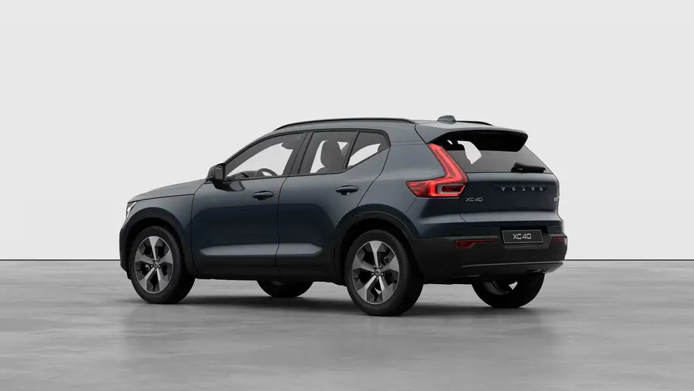 Nouveau Volvo XC40 SUV Ultimate Micro-hybride 2 roues motrices (Traction) Denim Blue 2