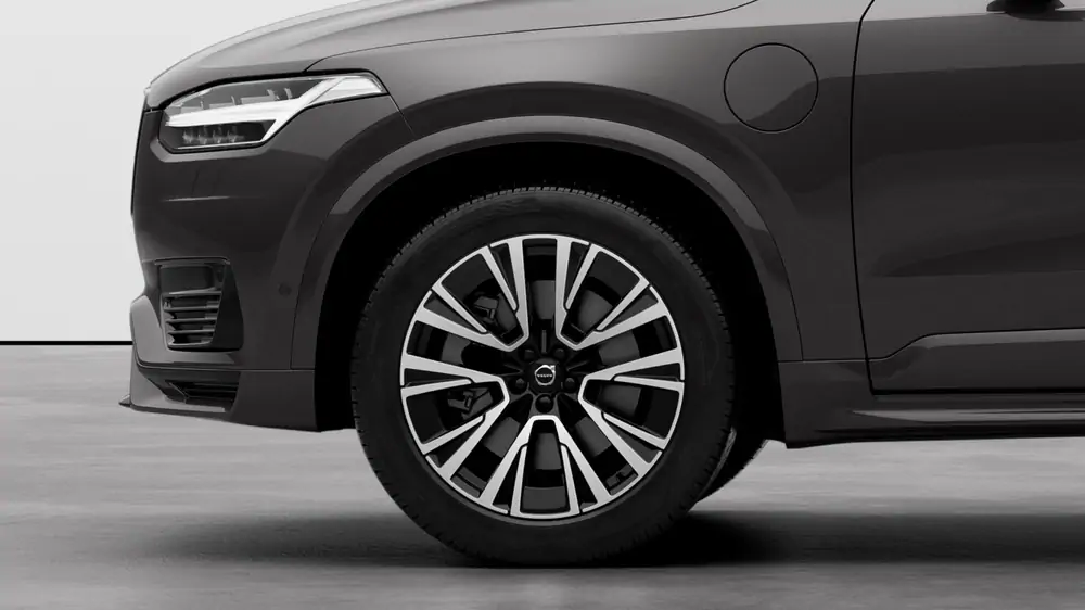 Nouveau Volvo XC90 SUV Ultimate Hybride rechargeable 4 roues motrices Platinum Grey 3