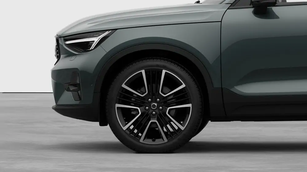Nouveau Volvo XC40 SUV Plus Lounge Edition Micro-hybride 2 roues motrices (Traction) Forest Lake 3