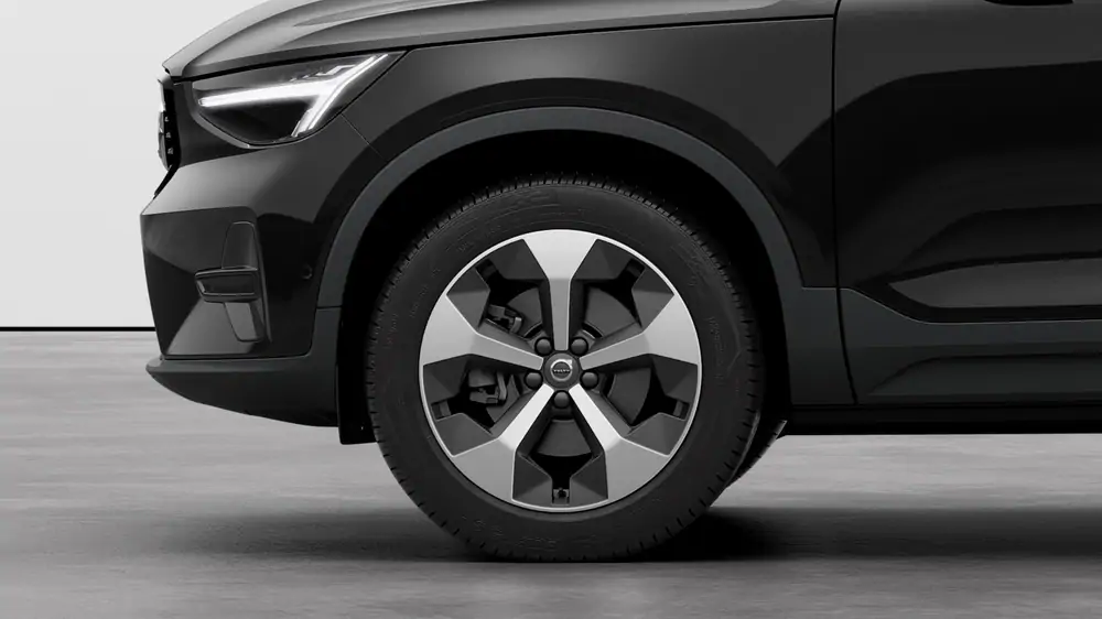 Nouveau Volvo XC40 SUV Ultimate B3 Micro-hybride 2 roues motrices (Traction) Onyx Black 3