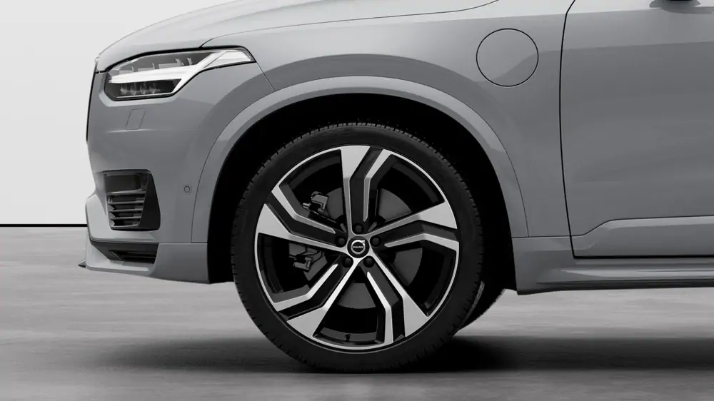 Nouveau Volvo XC90 SUV Ultimate Hybride rechargeable 4 roues motrices Vapour Grey 3