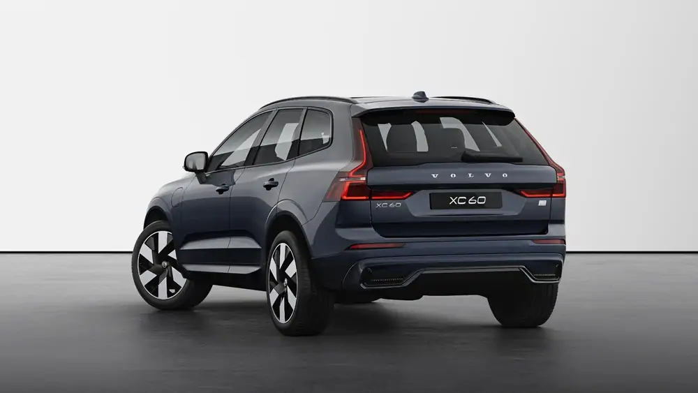 Nouveau Volvo XC60 SUV Ultimate Hybride rechargeable 4 roues motrices Denim Blue 2