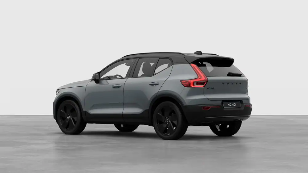 Nouveau Volvo XC40 SUV Plus Micro-hybride 2 roues motrices (Traction) Vapour Grey 2