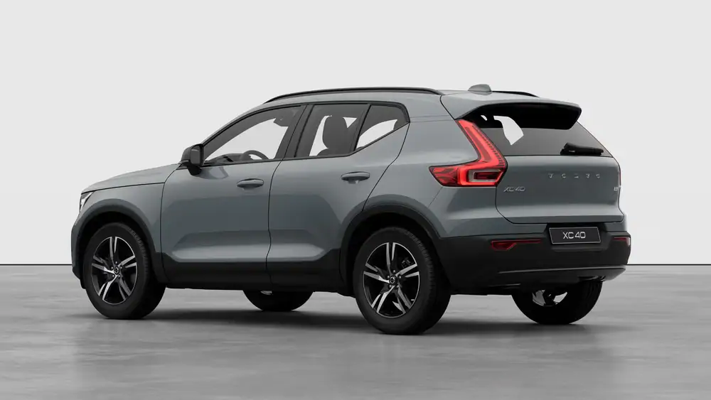 Nouveau Volvo XC40 SUV Plus Micro-hybride 2 roues motrices (Traction) Vapour Grey 2