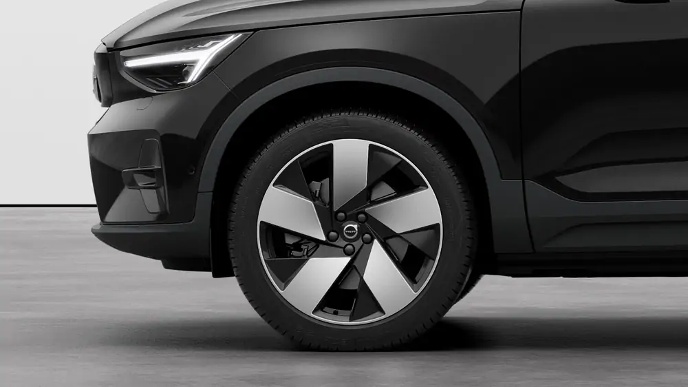 Nouveau Volvo EX40 SUV Ultra Électrique 2 roues motrices (Propulsion) Onyx Black 3