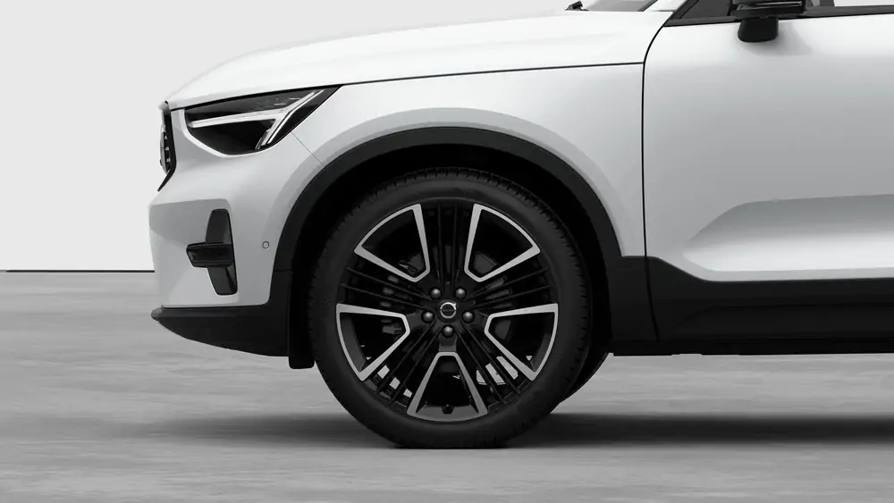 Nouveau Volvo XC40 SUV Ultimate Micro-hybride 2 roues motrices (Traction) Crystal White Pearl 3