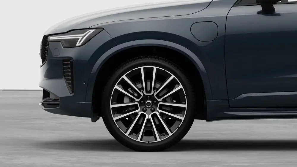 Nouveau Volvo XC90 SUV Ultimate Hybride rechargeable 4 roues motrices Denim Blue 3