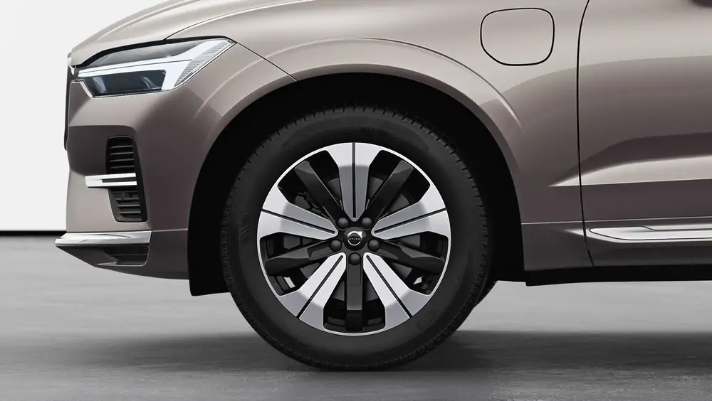 Nouveau Volvo XC60 SUV Plus Hybride rechargeable 4 roues motrices Bright Dusk 3