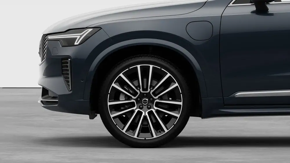 Nouveau Volvo XC90 SUV Ultimate Hybride rechargeable 4 roues motrices Denim Blue 3