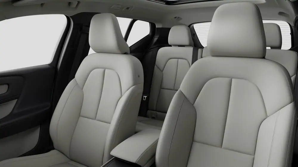 Nouveau Volvo XC40 SUV Plus Micro-hybride 2 roues motrices (Traction) Onyx Black 5