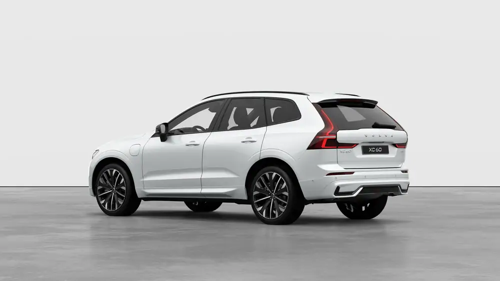 Nouveau Volvo XC60 SUV Plus Hybride rechargeable 4 roues motrices Crystal White Pearl 2