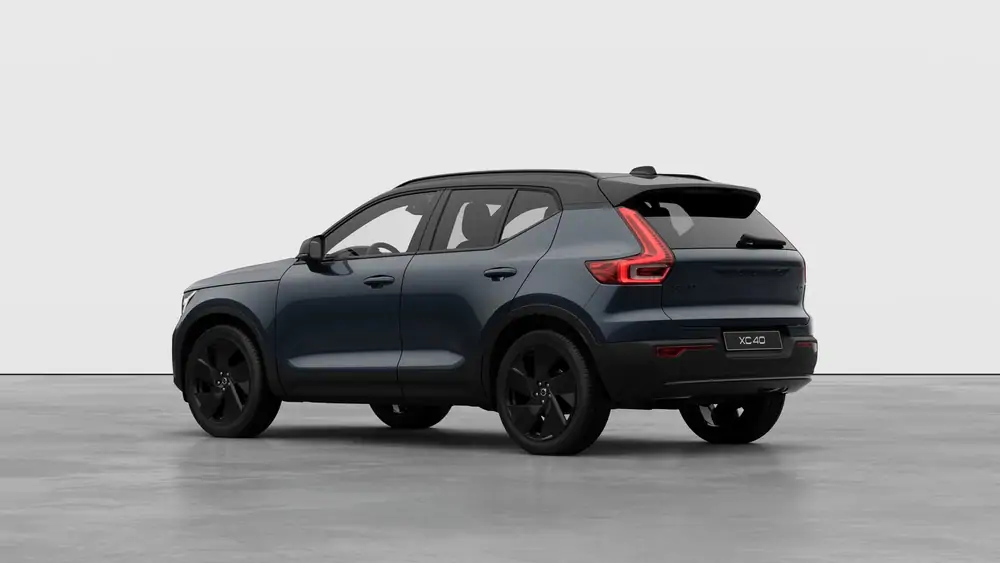 Nouveau Volvo XC40 SUV Plus Micro-hybride 2 roues motrices (Traction) Denim Blue 2