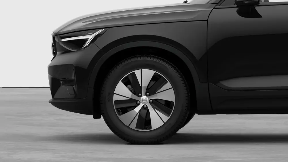 Nouveau Volvo XC40 SUV Plus Micro-hybride 2 roues motrices (Traction) Onyx Black 3