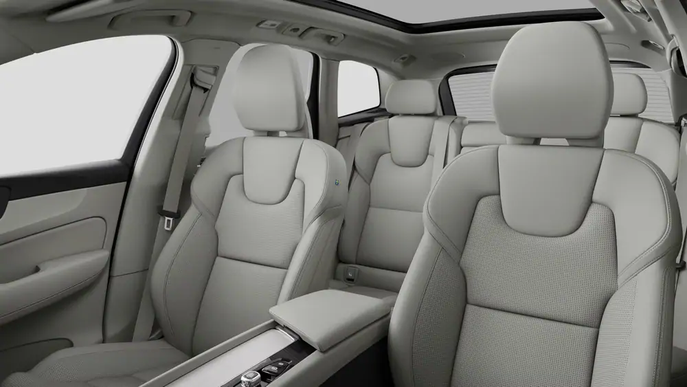 Nouveau Volvo XC60 SUV Ultimate Hybride rechargeable 4 roues motrices Onyx Black 5