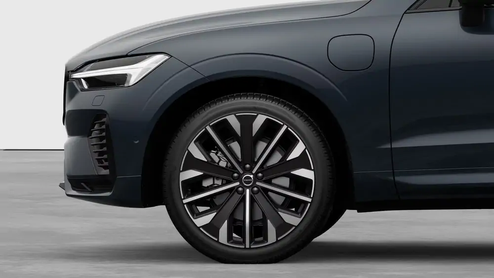 Nouveau Volvo XC60 SUV Ultimate Hybride rechargeable 4 roues motrices Denim Blue 3