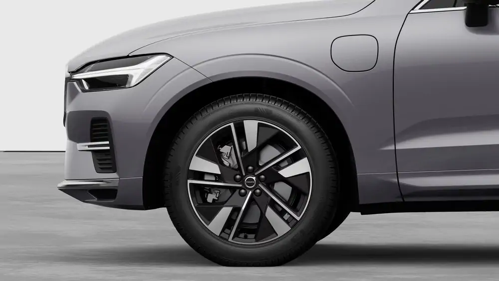 Nouveau Volvo XC60 SUV Plus Hybride rechargeable 4 roues motrices Aurora Silver 3