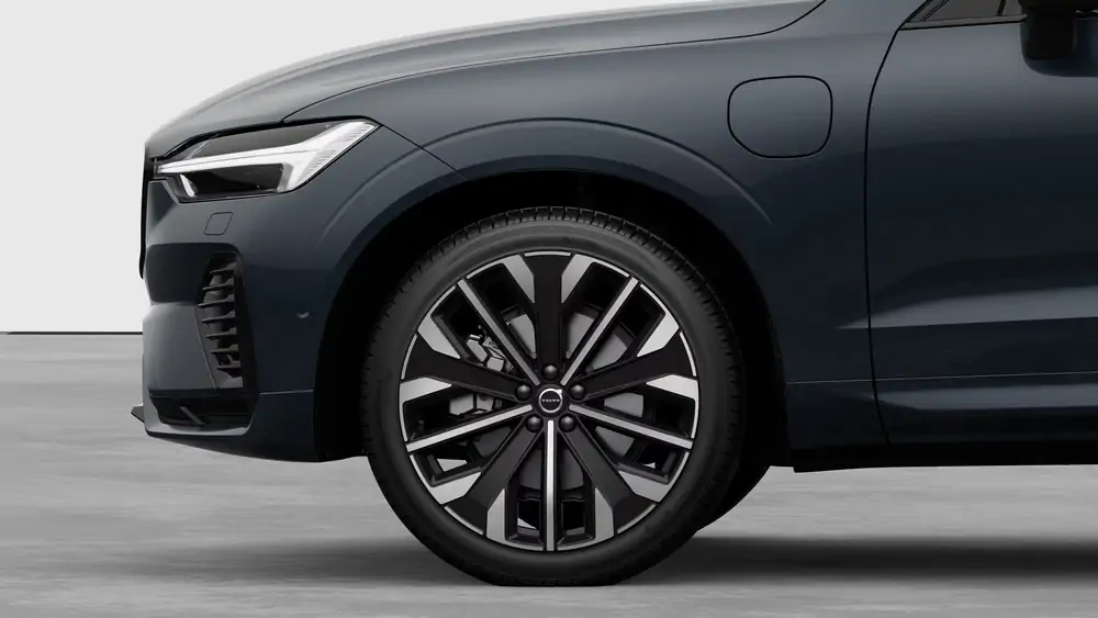 Nouveau Volvo XC60 SUV Ultimate Hybride rechargeable 4 roues motrices Denim Blue 3