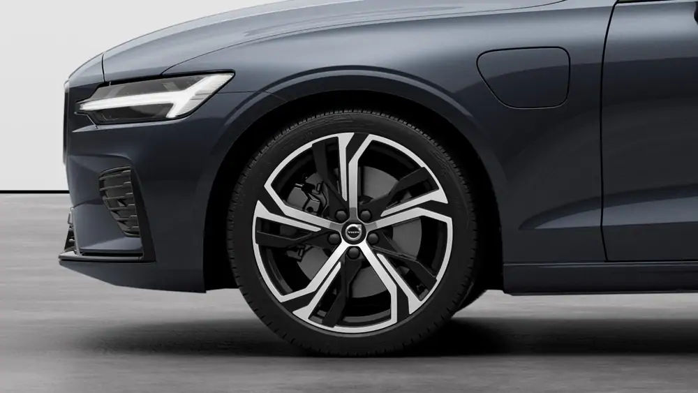 Nouveau Volvo V60 Break Plus Hybride rechargeable 4 roues motrices Denim Blue 3