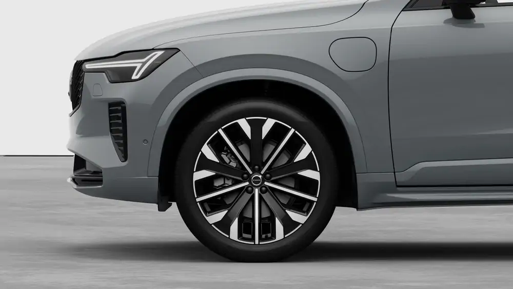 Nouveau Volvo XC90 SUV Ultimate Hybride rechargeable 4 roues motrices Vapour Grey 3