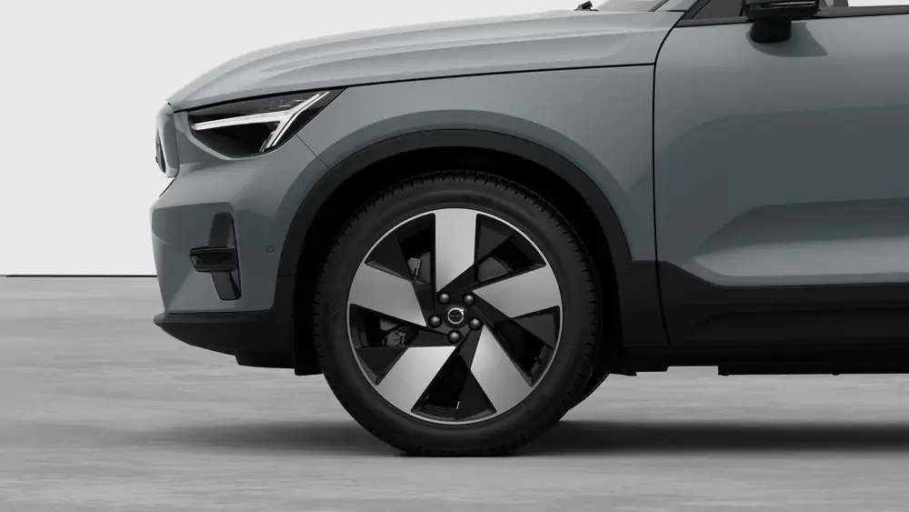 Nouveau Volvo EX40 SUV Plus Électrique 2 roues motrices (Propulsion) Vapour Grey 3