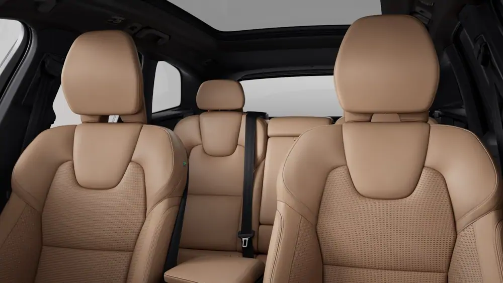 Nouveau Volvo XC60 SUV Ultimate Hybride rechargeable 4 roues motrices Platinum Grey 5