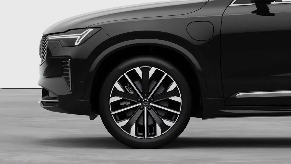 Nouveau volvo XC90 SUV Ultra Hybride rechargeable 4 roues motrices Onyx Black 3