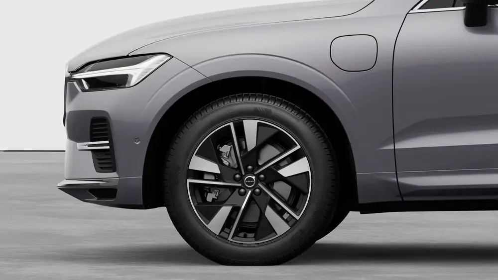Nouveau volvo XC60 SUV Plus Hybride rechargeable 4 roues motrices Aurora Silver 3
