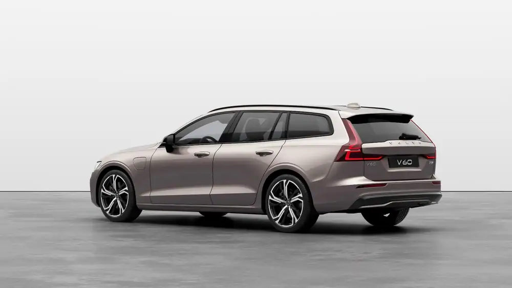Nouveau Volvo V60 Break Plus Hybride rechargeable 4 roues motrices Bright Dusk 2
