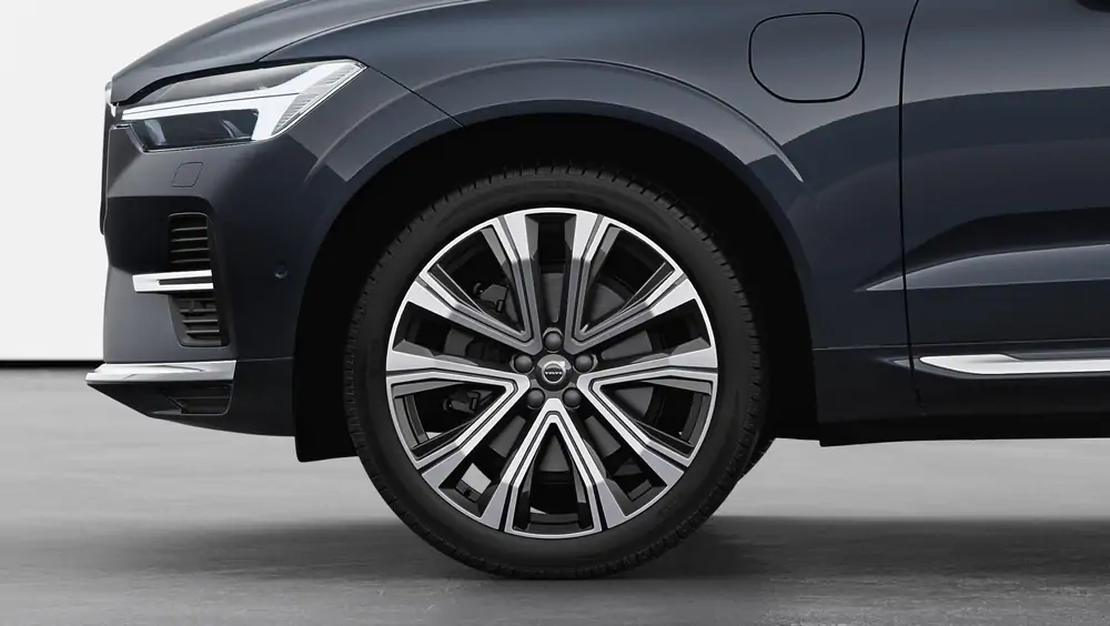 Nouveau Volvo XC60 SUV Ultimate Hybride rechargeable 4 roues motrices Denim Blue 3