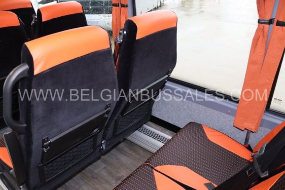Fahrzeug - Iveco Evadys 13m / Rear door / 3-Point seat belts / NEW ...