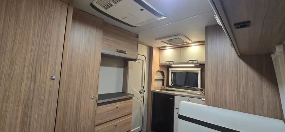 Occasie TABBERT TURIANO 420 QD/F 7