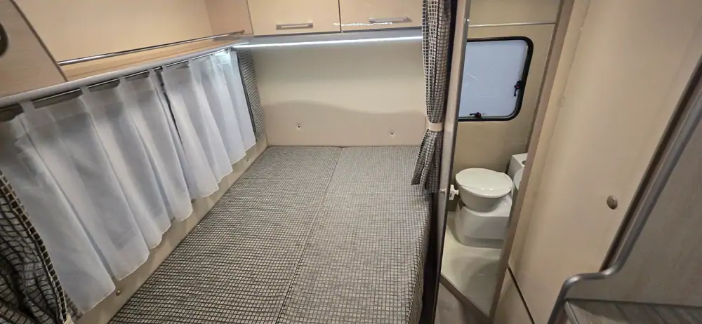 Occasie ACROSS PREMIUM 330 DS 8